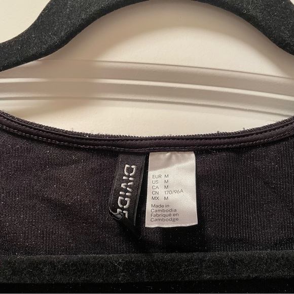 Long Sleeve Wrap Crop Top - Picture 3 of 3